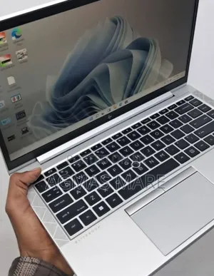 New Laptop HP EliteBook 845 G8 16GB AMD Ryzen 5 SSD 512GB