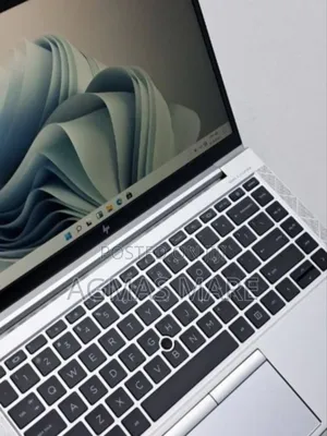 New Laptop HP EliteBook 845 G8 16GB AMD Ryzen 5 SSD 512GB