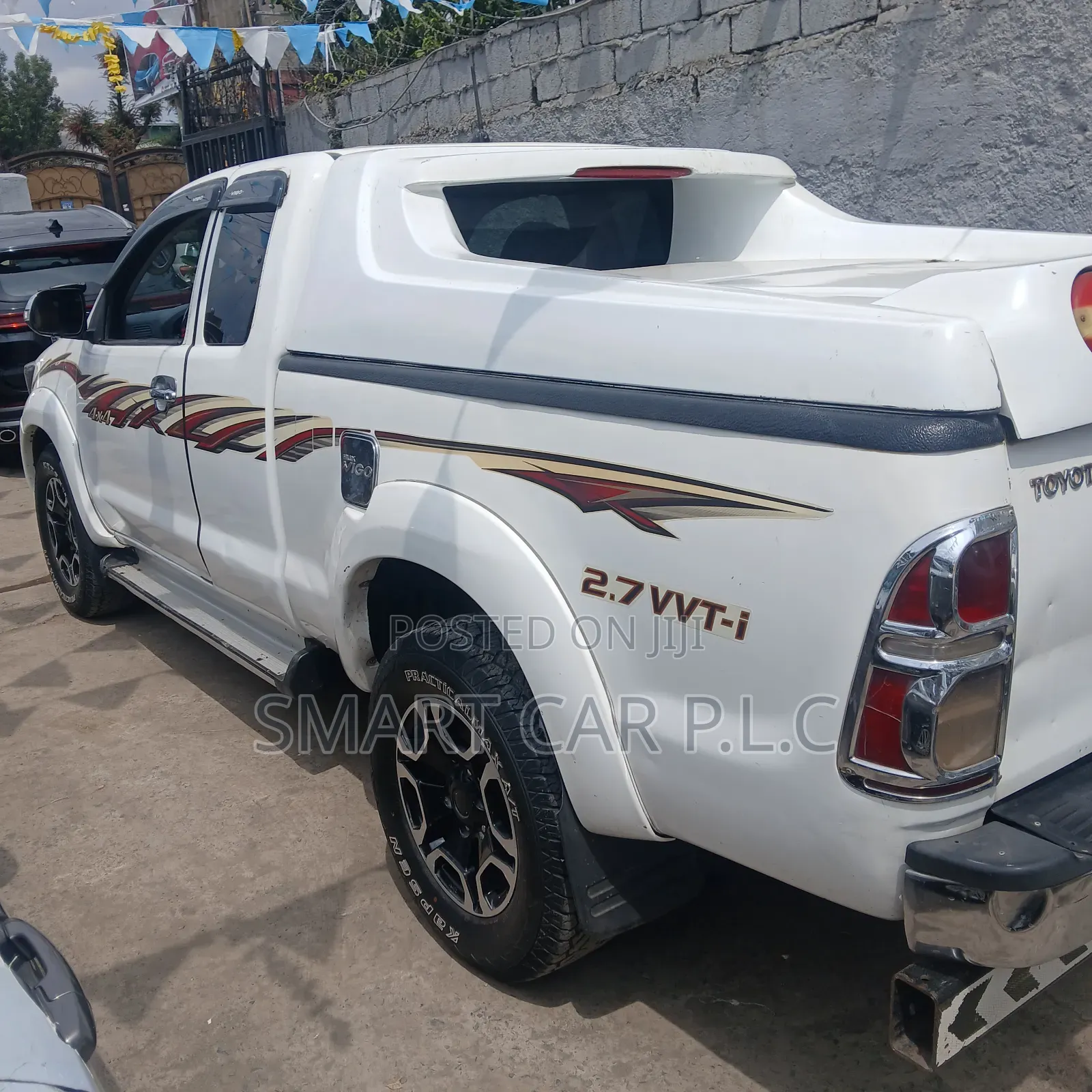 Toyota Hilux 2013 White