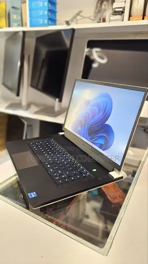 New Laptop Alienware M17x R2 32GB Intel Core I7 SSD 512GB