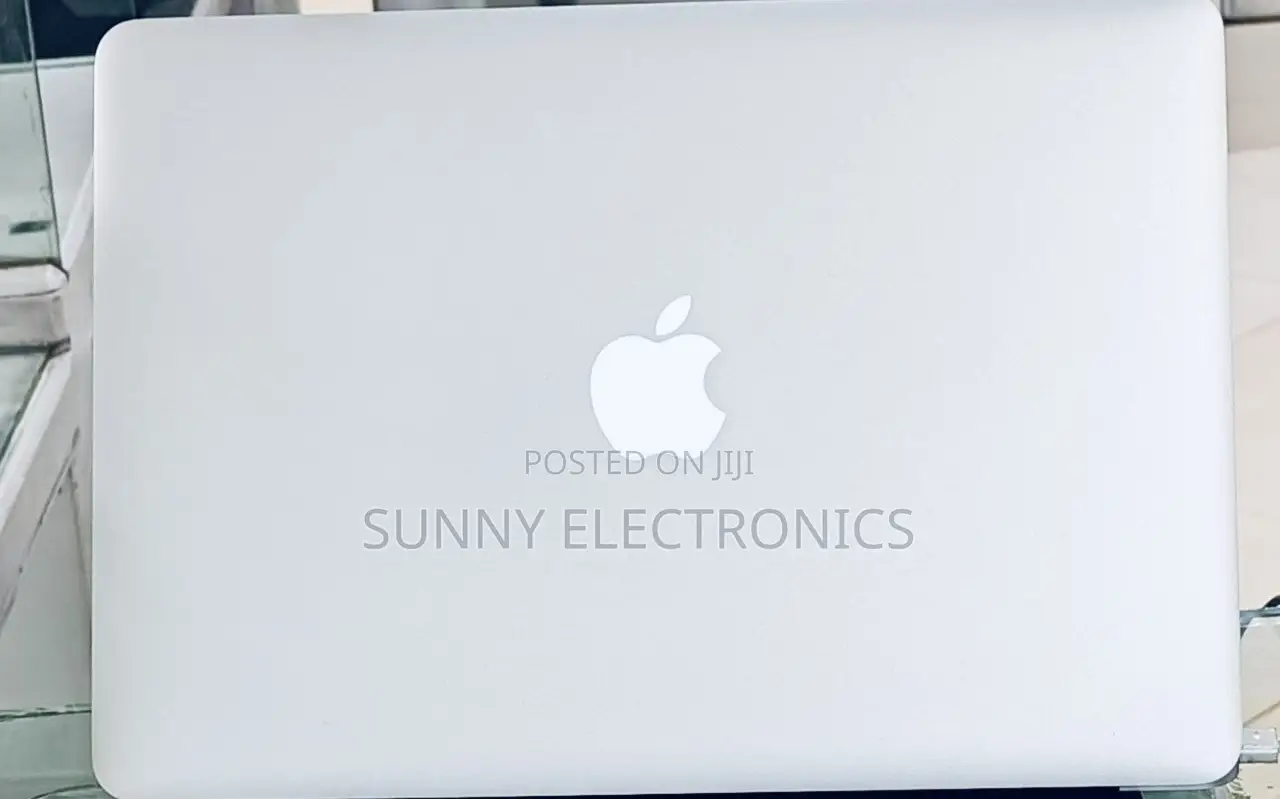 New Laptop Apple MacBook Air 2017 8GB Intel Core I7 SSD 512GB