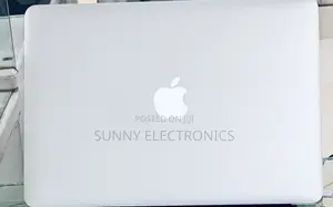 New Laptop Apple MacBook Air 2017 8GB Intel Core I7 SSD 512GB