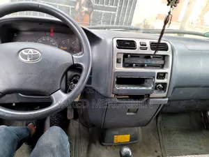 Toyota HiAce 2008 Silver