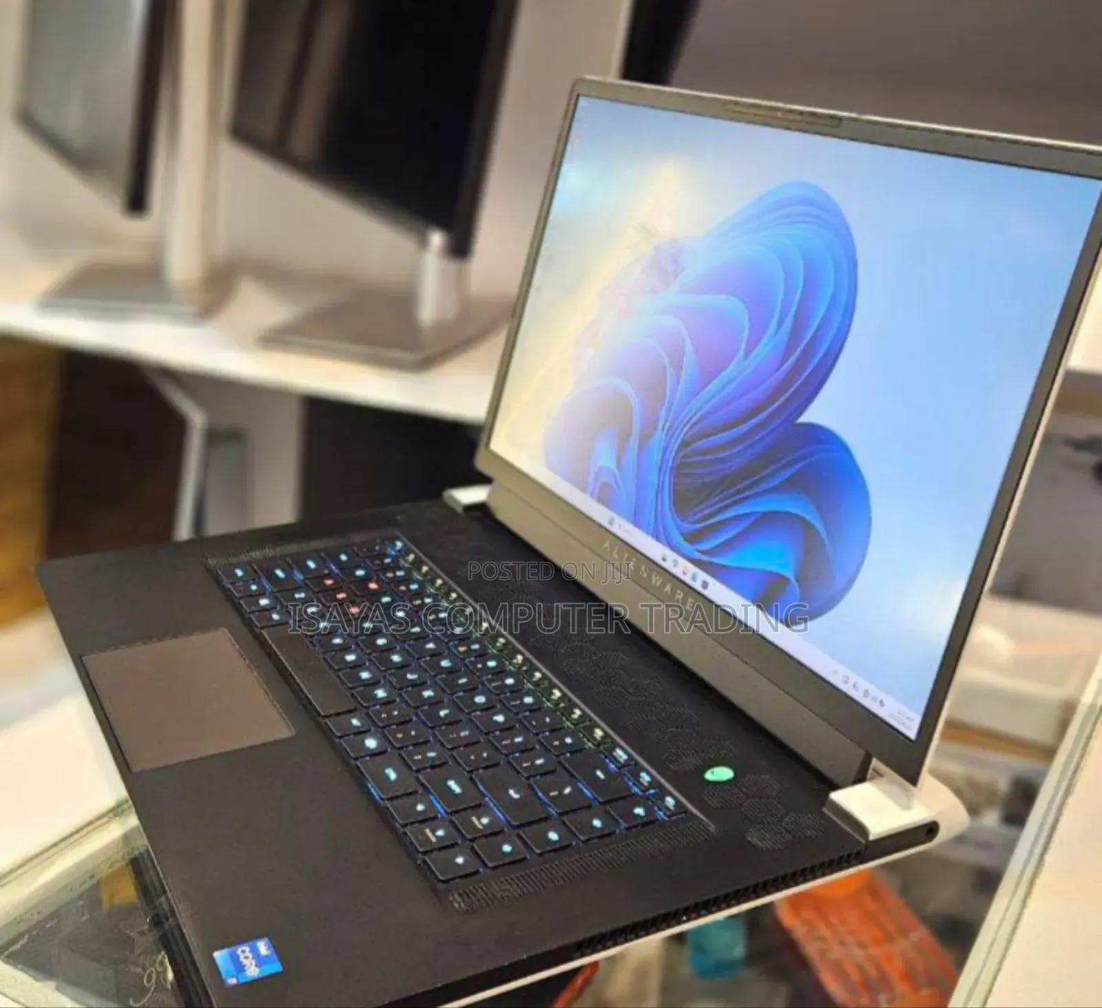 New Laptop Alienware Area-51m 16GB Intel Core I7 SSD 512GB