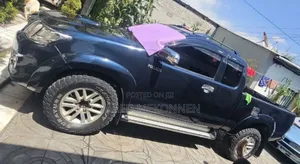 Toyota Hilux 2014 Gray