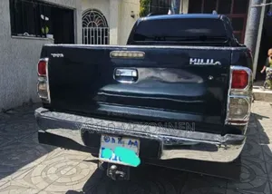 Toyota Hilux 2014 Gray