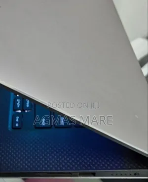 New Laptop Dell Precision 5540 16GB Intel Core I5 SSD 256GB