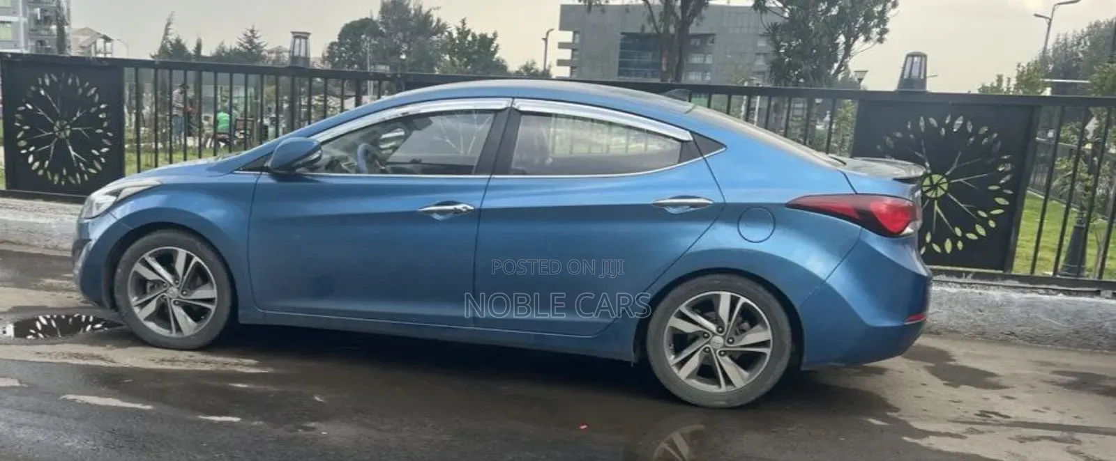 Hyundai Avante 2014 Blue
