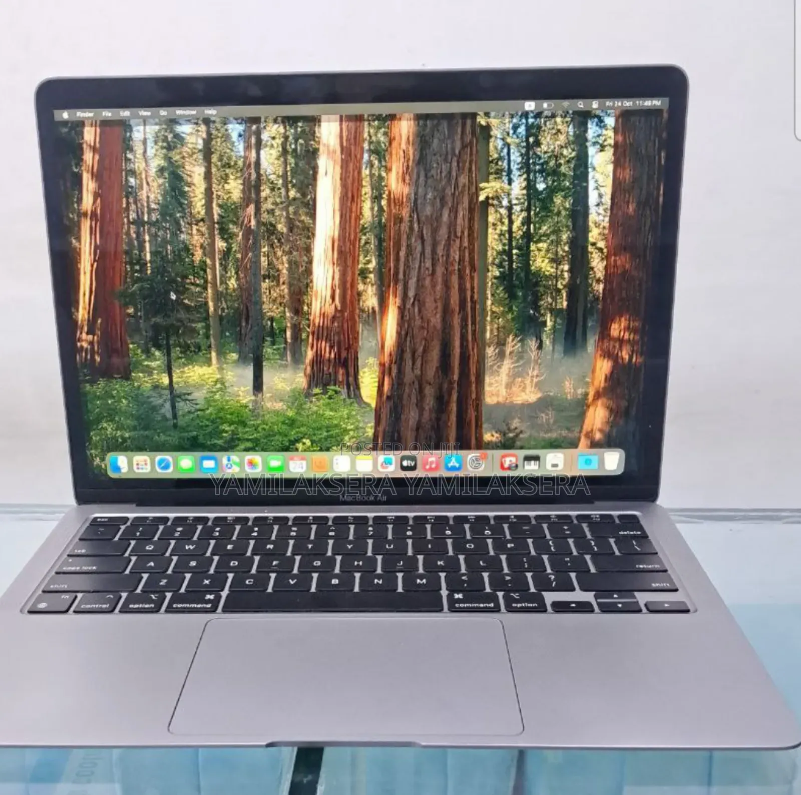 New Laptop Apple MacBook Air 2022 M2 8GB Apple M2 SSD 256GB