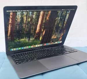 New Laptop Apple MacBook Air 2022 M2 8GB Apple M2 SSD 256GB