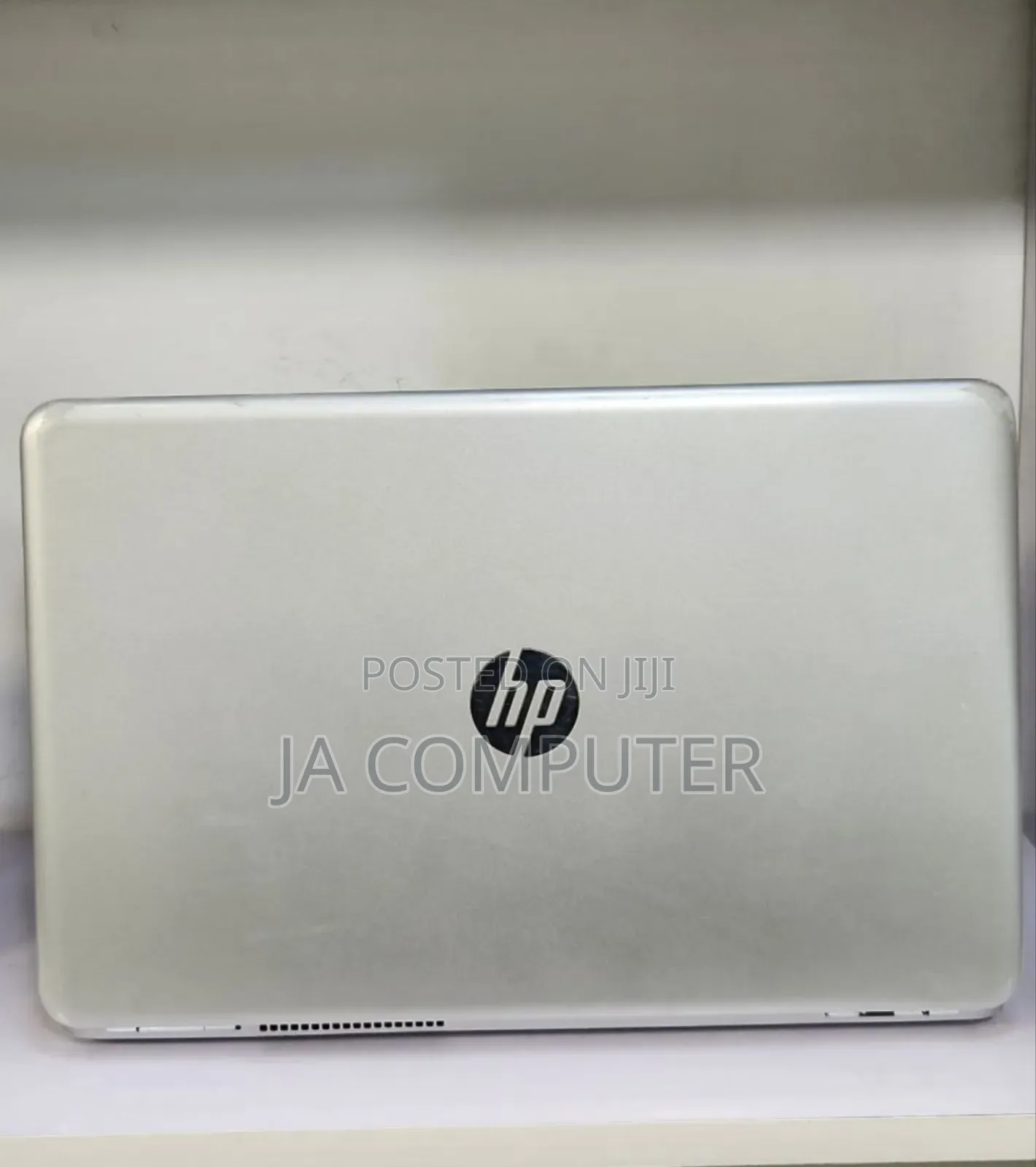 New Laptop HP Pavilion 15 8GB Intel Core I5 SSD 256GB