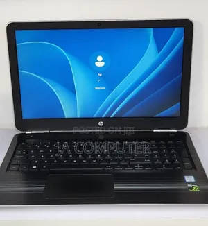 New Laptop HP Pavilion 15 8GB Intel Core I5 SSD 256GB