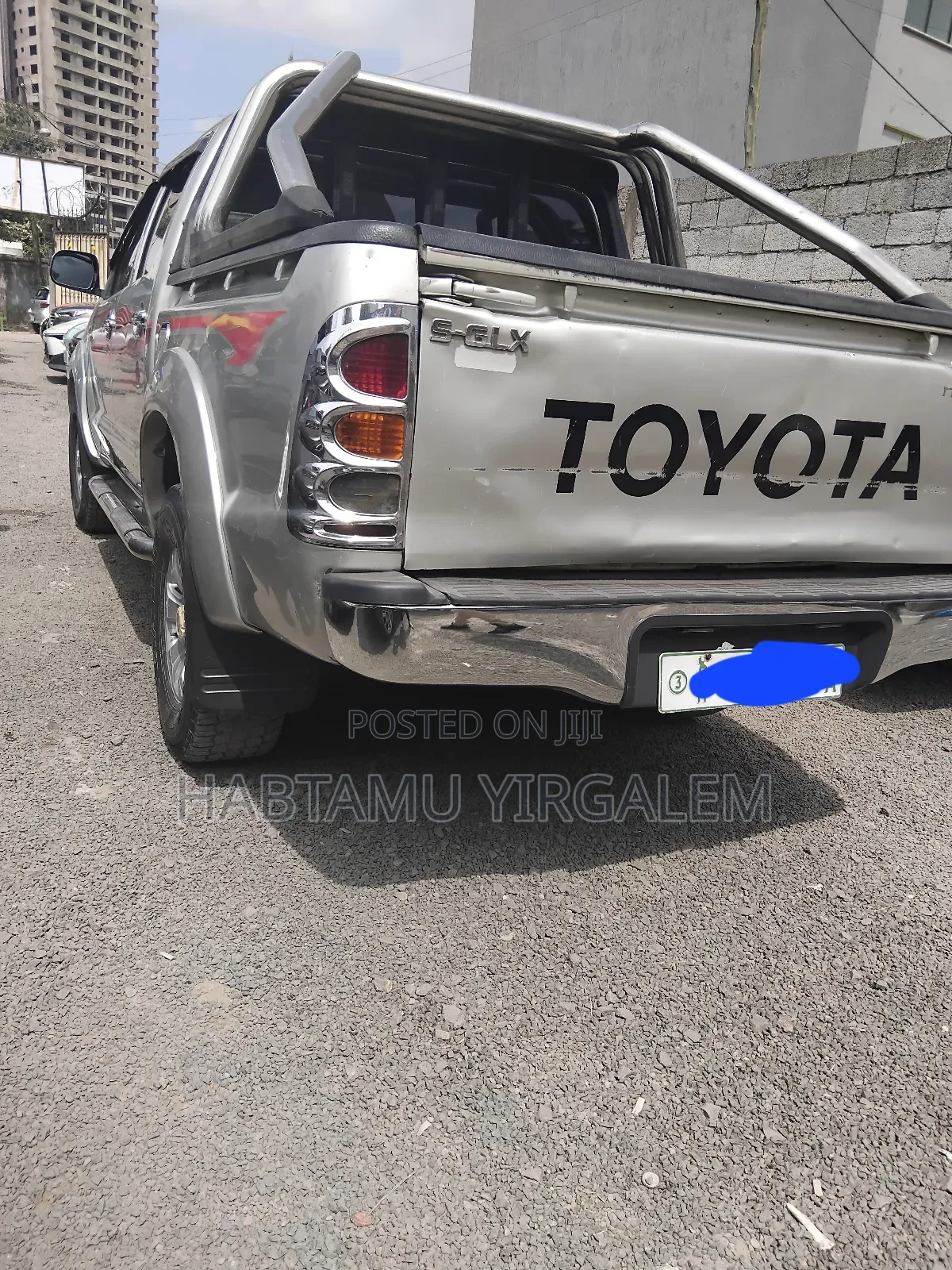 Toyota Hilux 2010 Silver