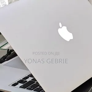 New Laptop Apple MacBook Air 2017 8GB Intel Core I7 SSD 512GB