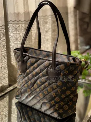 የሚያዘንጡ ቦርሳዎች