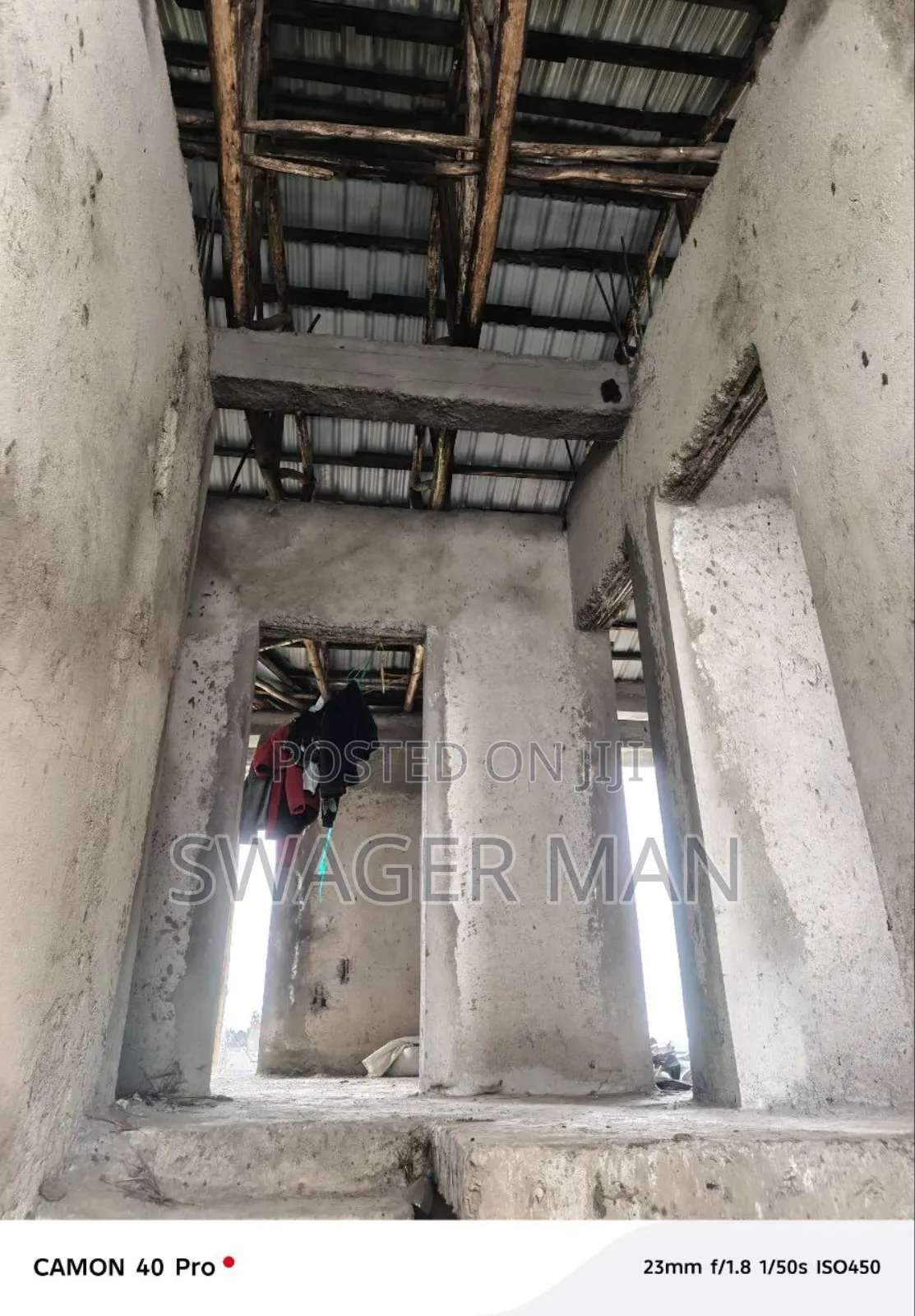 5bdrm Townhouse/Terrace in Tafo Sheger, Yeka for sale