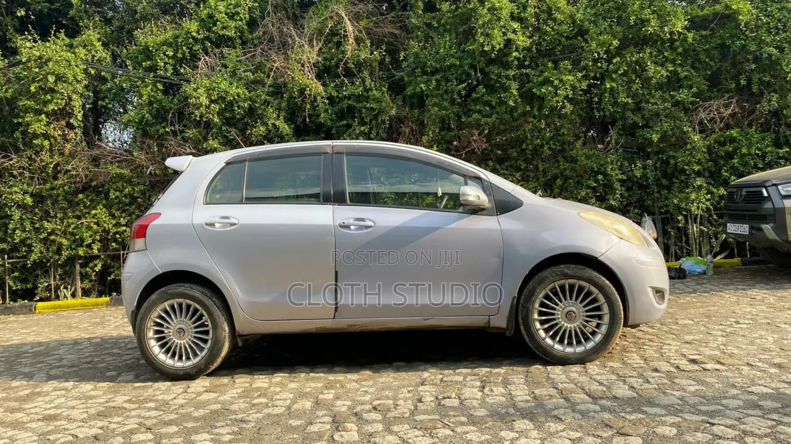 Toyota Yaris 2010 Silver