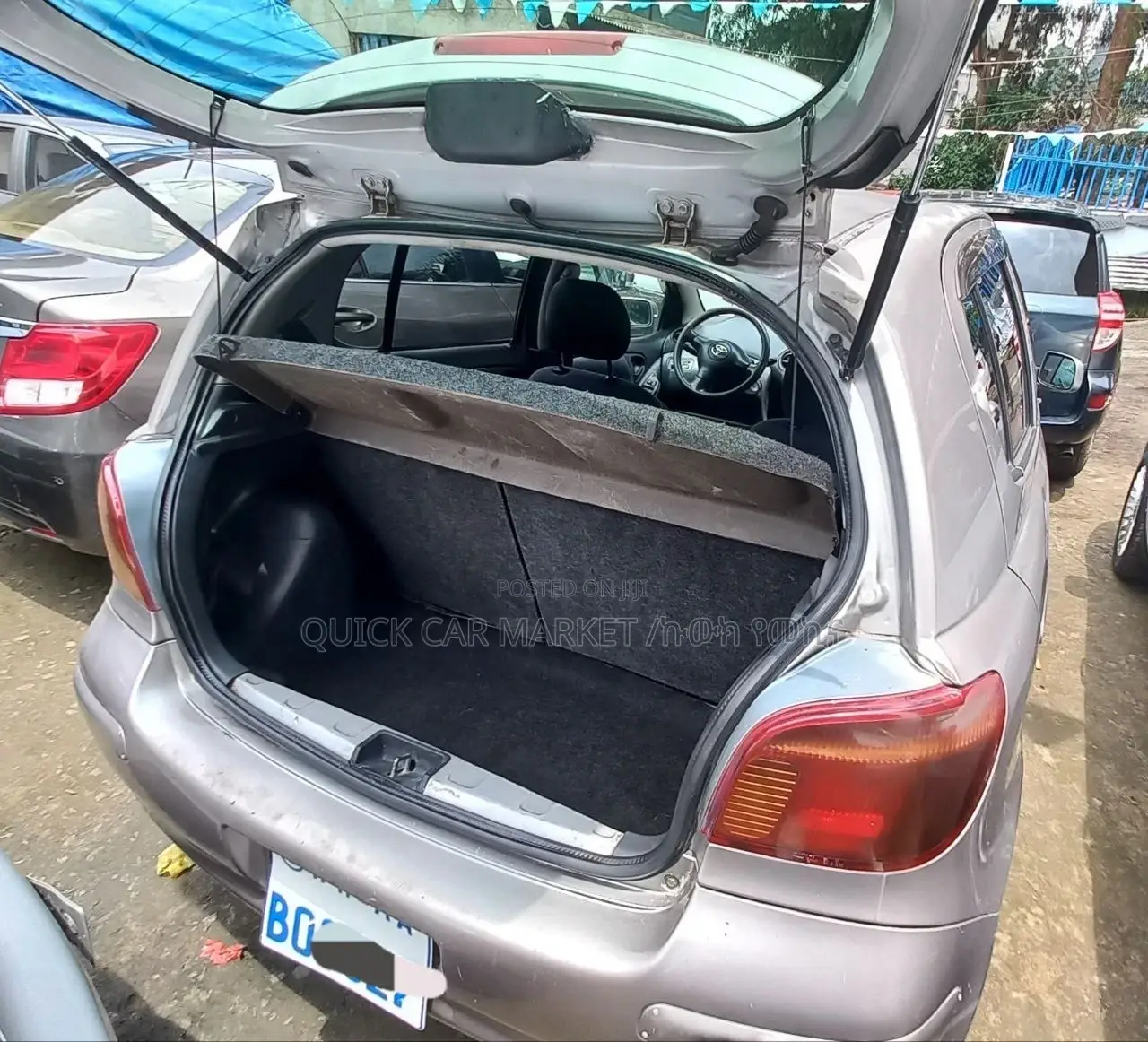 Toyota Vitz 1.0 FWD 3dr 2002 Gray