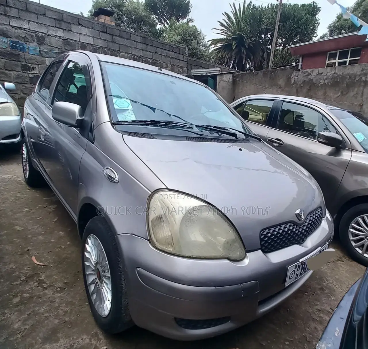 Toyota Vitz 1.0 FWD 3dr 2002 Gray