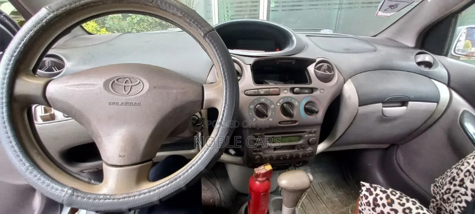 Toyota Platz 2000 Silver