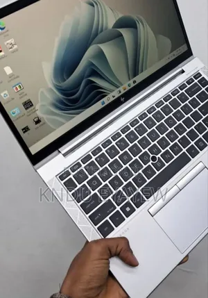 New Laptop HP EliteBook 845 G8 16GB AMD Ryzen 5 SSD 512GB