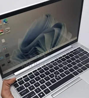 New Laptop HP EliteBook 845 G8 16GB AMD Ryzen 5 SSD 512GB