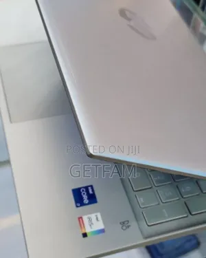 New Laptop HP Pavilion 15 8GB Intel Core I7 SSD 512GB