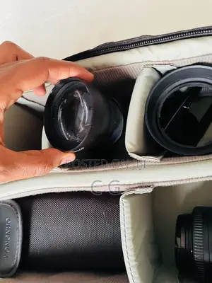 Nikon D5200 DSLR Camera + 3 Lenses Kit