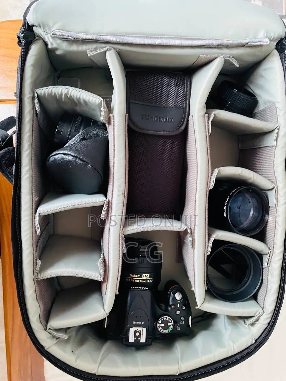Nikon D5200 DSLR Camera + 3 Lenses Kit