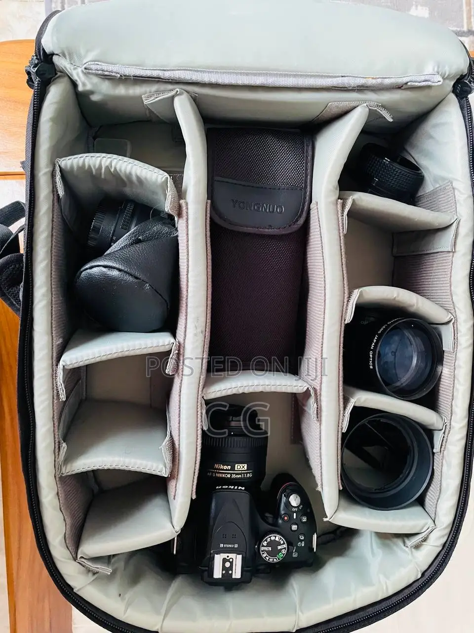 Nikon D5200 DSLR Camera + 3 Lenses Kit