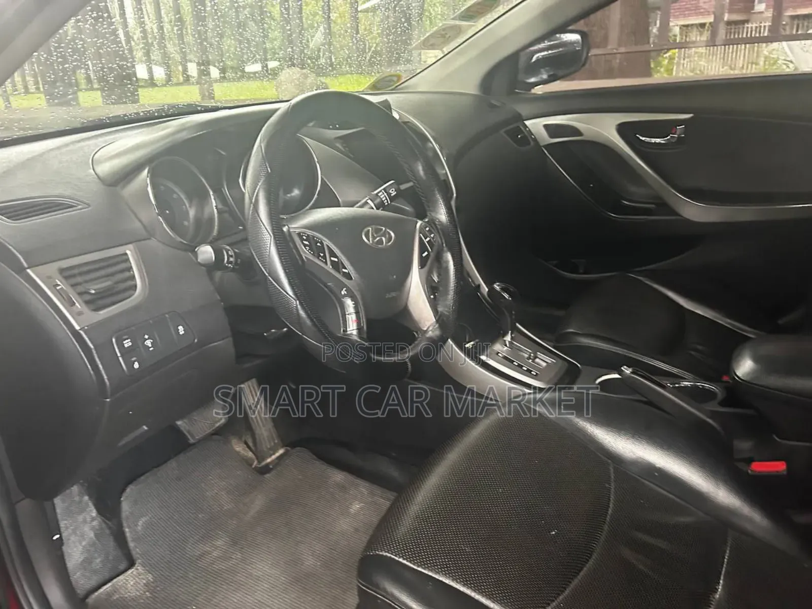 Hyundai Avante 2012 Burgundy