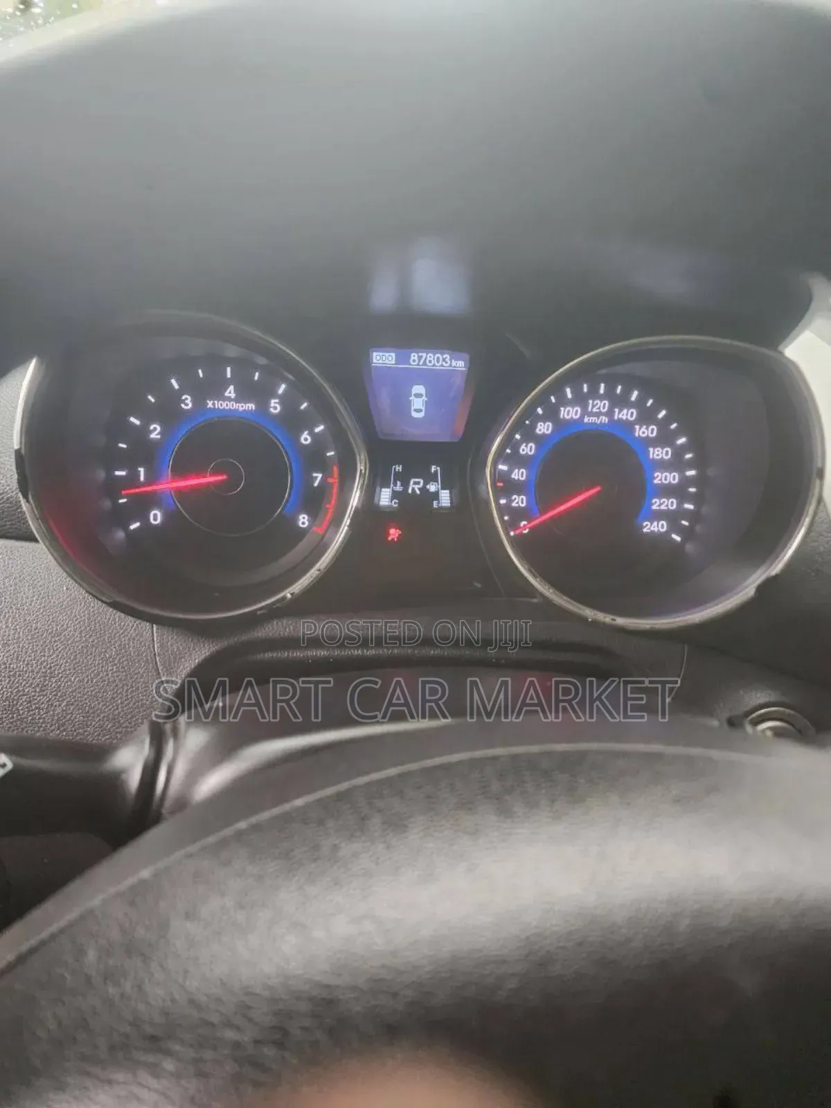 Hyundai Avante 2012 Burgundy