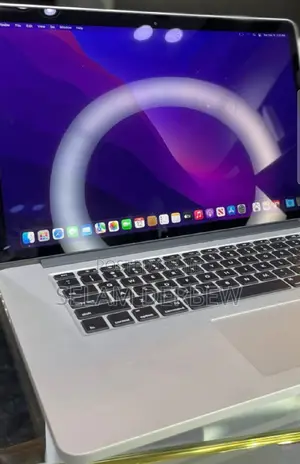 Photo - New Laptop Apple MacBook Pro 2015 16GB Intel Core I7 SSD 256GB