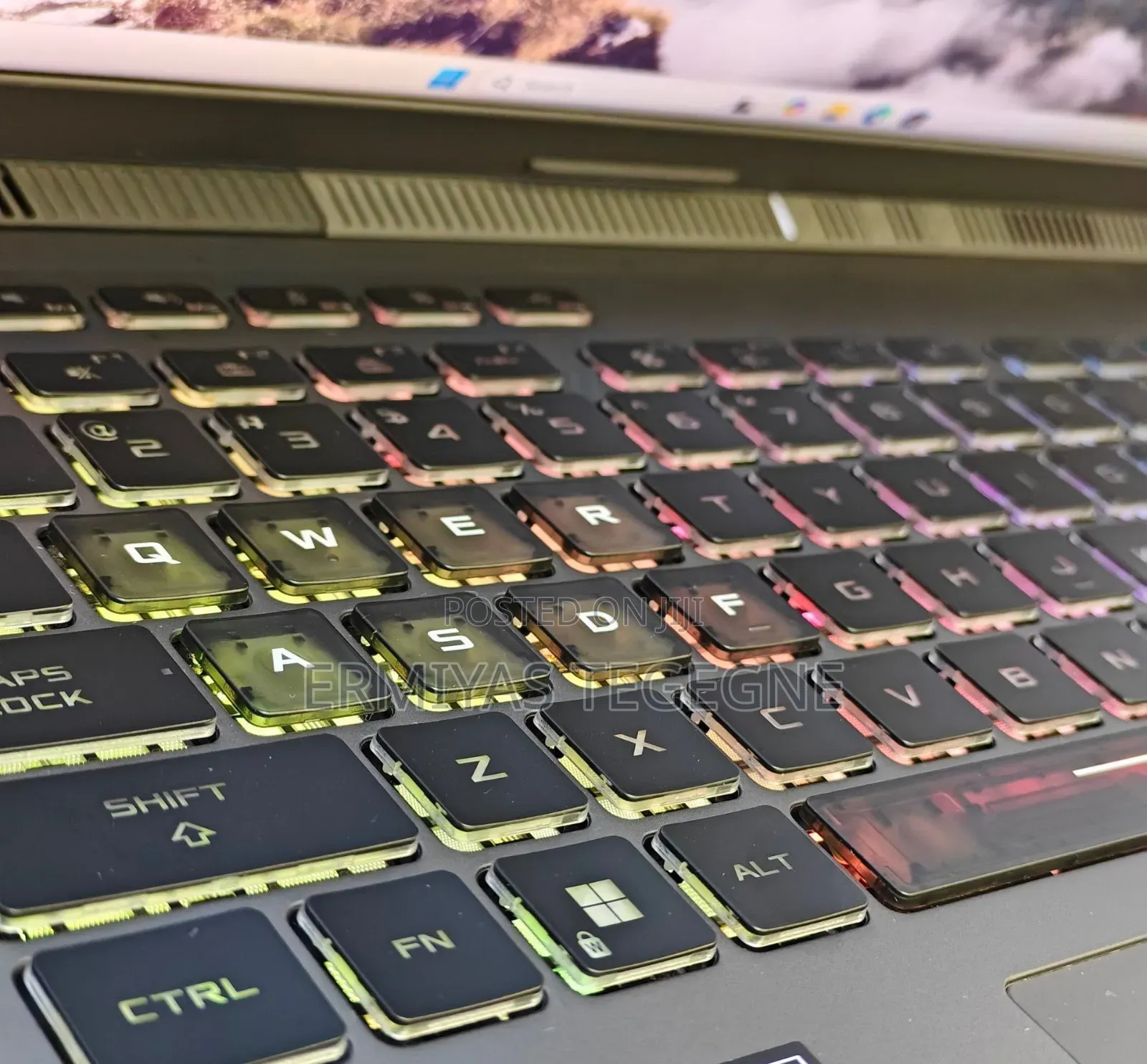 New Laptop Airis 16GB Intel Core I9 HDD 16 GB