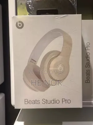 Photo - Beats Studio Pro - Wireless Bluetooth