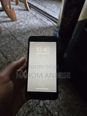 Apple iPhone 7 Plus 32 GB Black