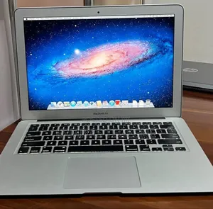 New Laptop Apple MacBook 8GB Intel Core I5 SSD 256GB
