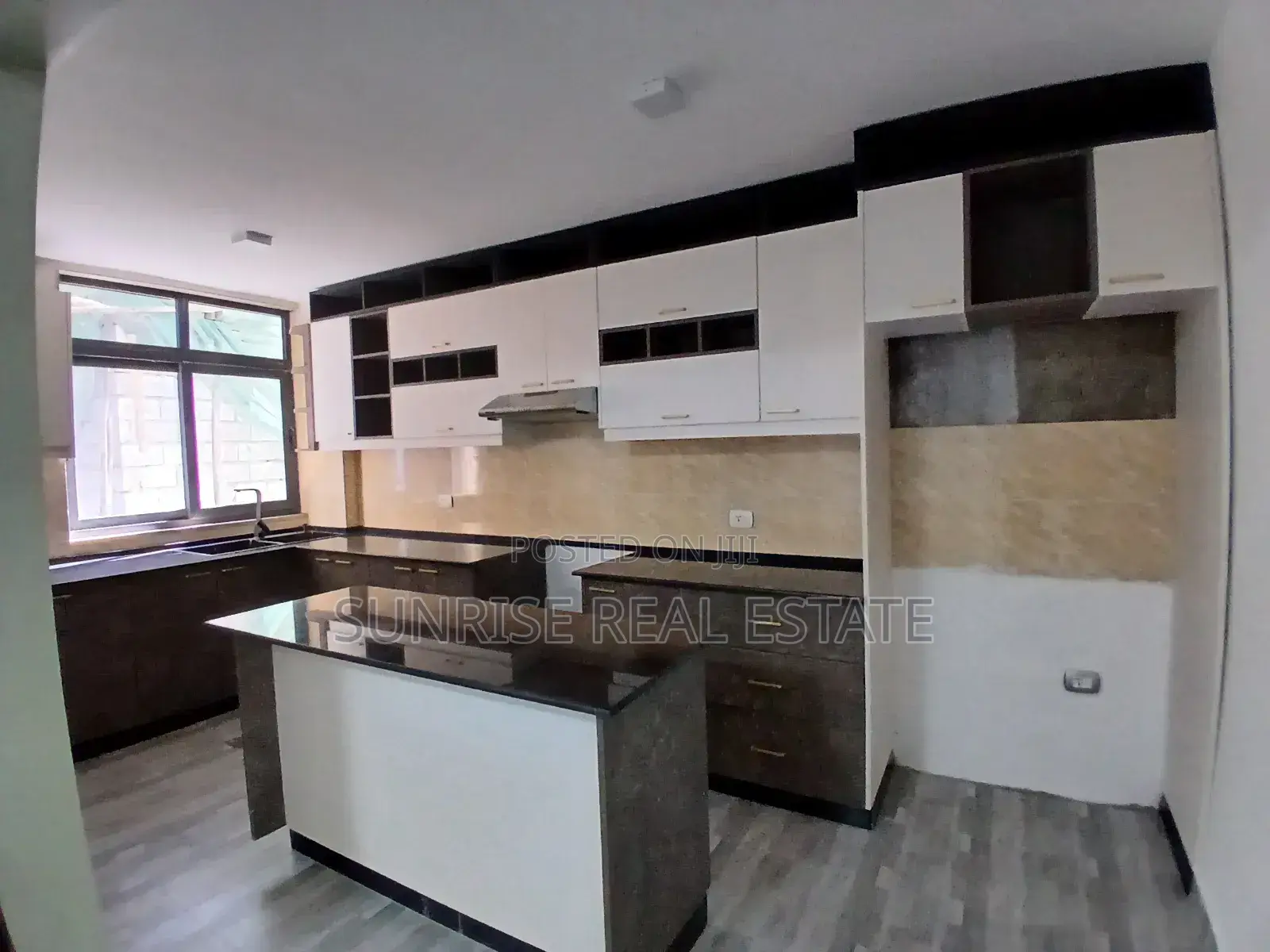 3bdrm Apartment in Bole for sale