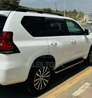 Toyota Land Cruiser Prado 2020 White