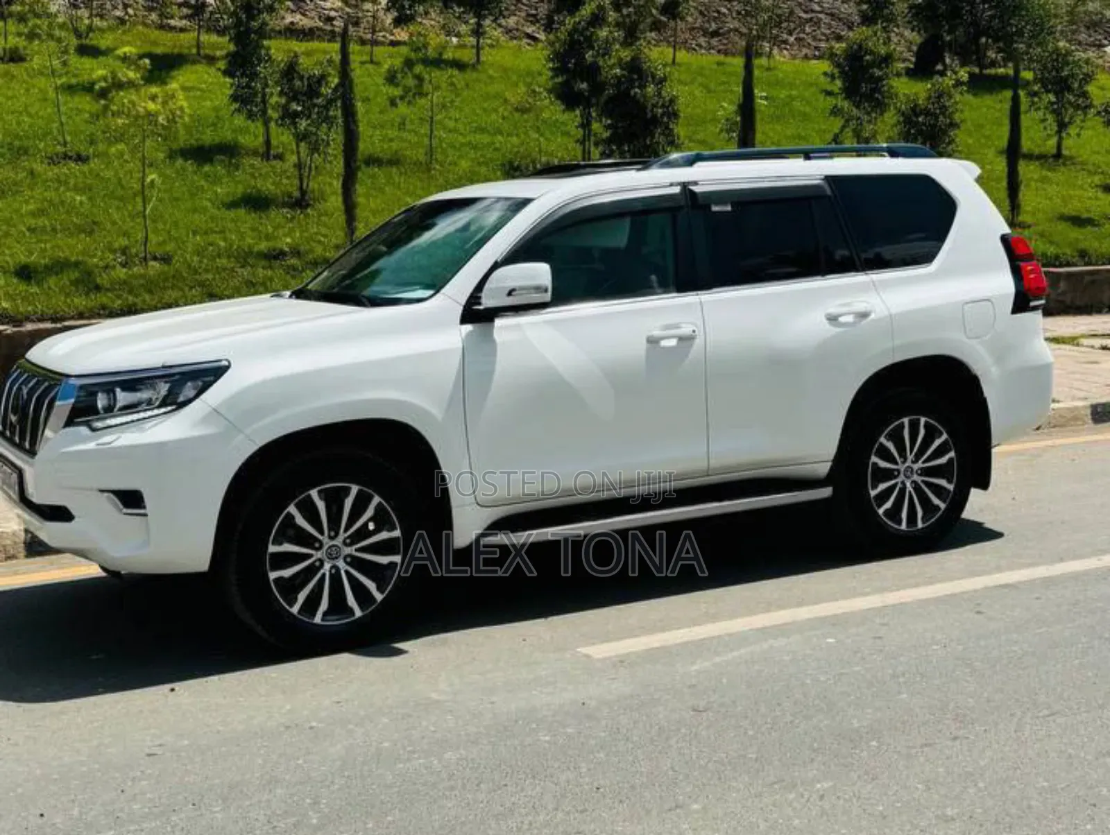 Toyota Land Cruiser Prado 2020 White