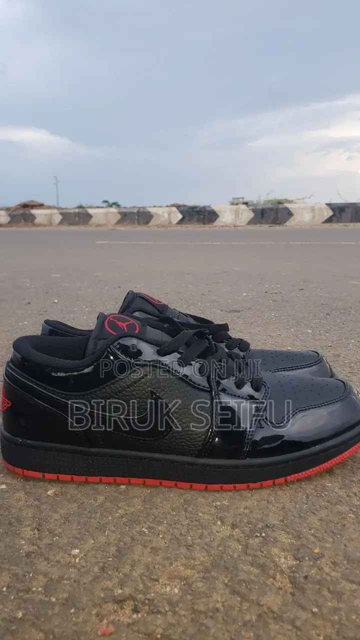 Brook Brand Shose and Perfume