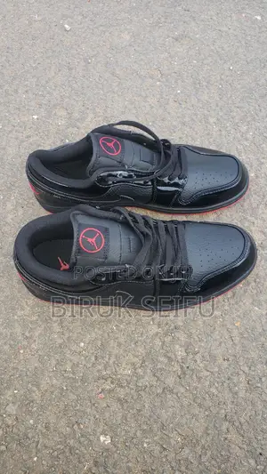 Brook Brand Shose and Perfume