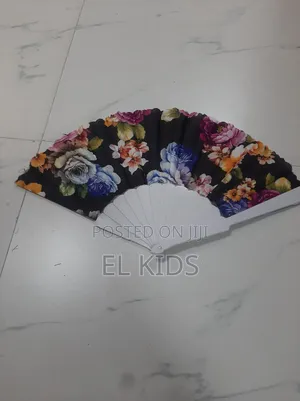 Foldable Hand Fans