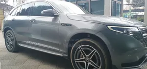 Mercedes-Benz EQC EQC400 4MATIC 2021 Black