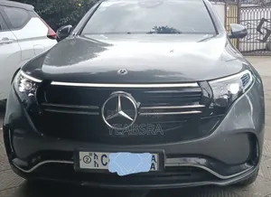 Photo - Mercedes-Benz EQC EQC400 4MATIC 2021 Black