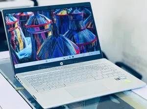 New Laptop HP Pavilion 14 16GB Intel Core I7 SSD 512GB