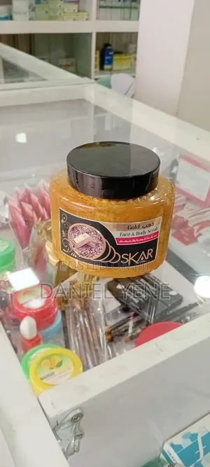 Photo - Oskar Face and Body Scrub