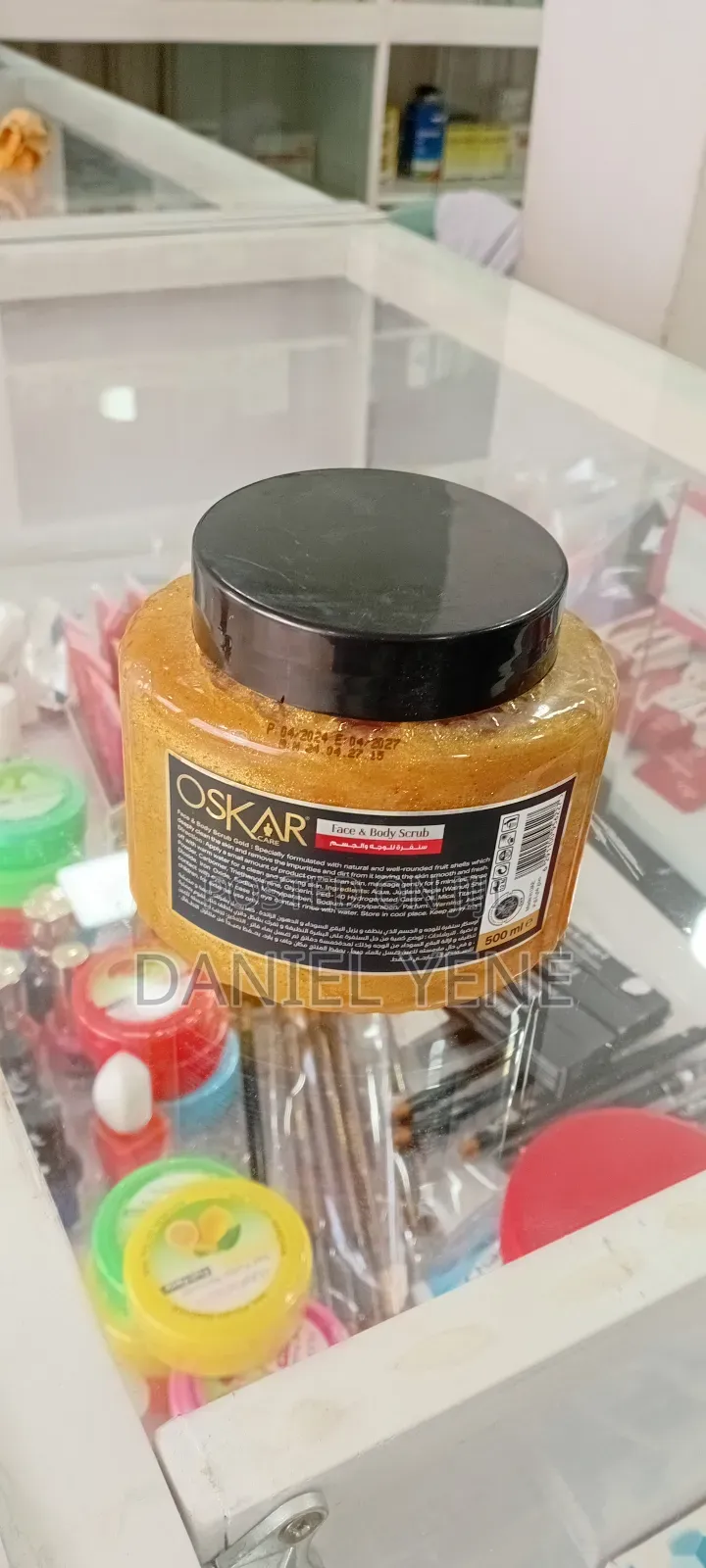 Oskar Face and Body Scrub