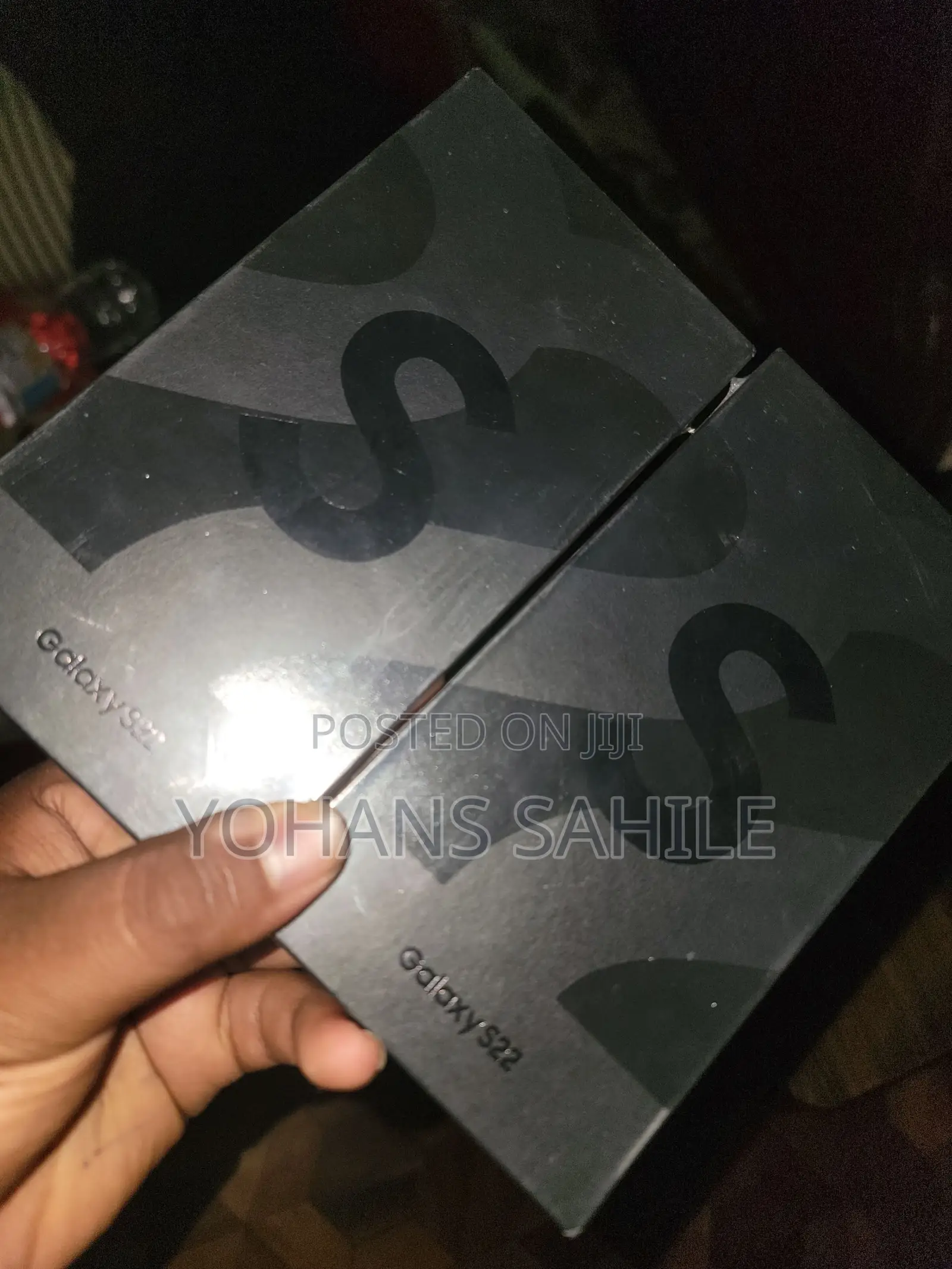 New Samsung Galaxy S22 5G 128 GB Black