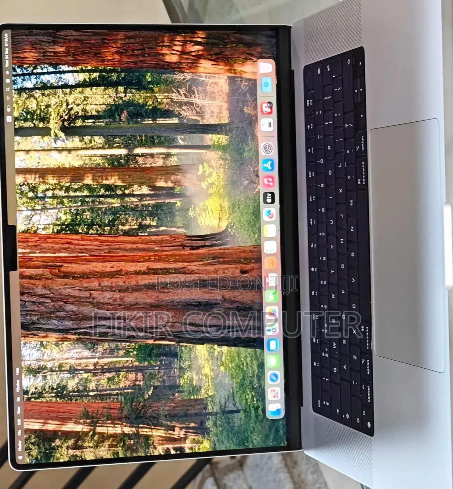 New Laptop Apple MacBook Pro M1 16GB Apple M1 Pro SSD 1T